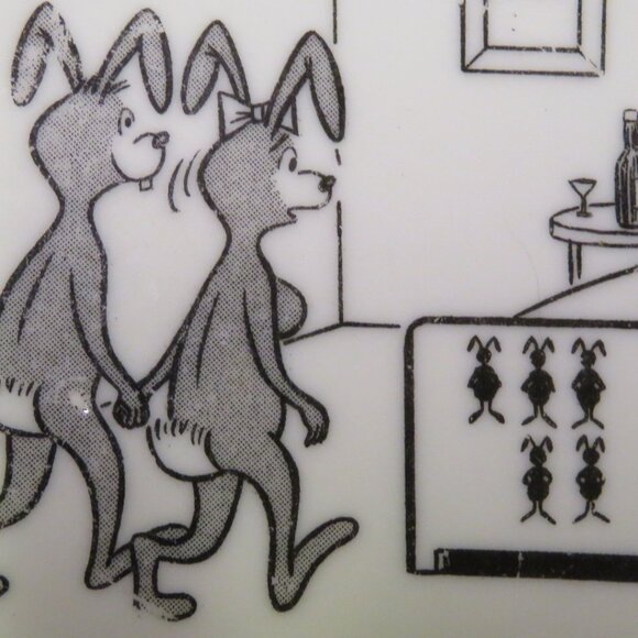 Pair Sexy Humorous Small Plates Vintage (DK669) - Picture 5 of 6